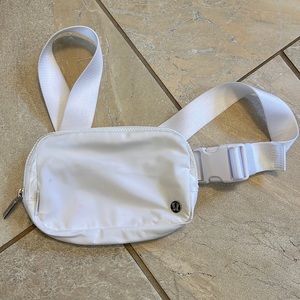 Lululemon belt bag